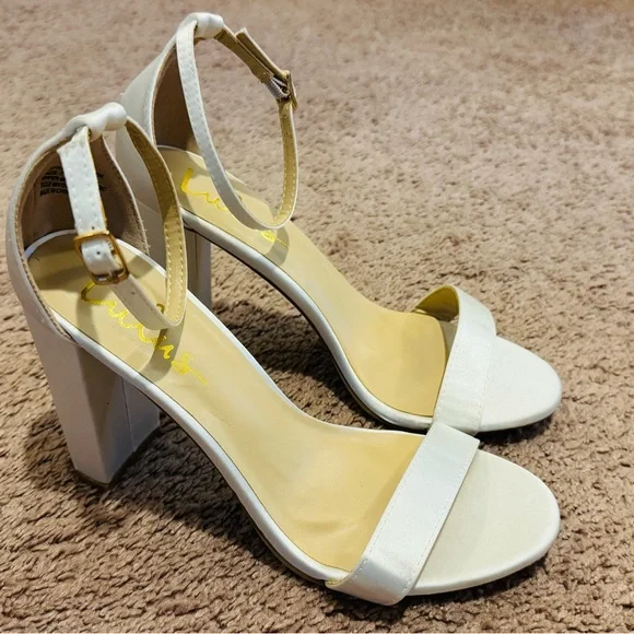 New! Taylor Ivory Satin Ankle Strap Heels Size 7.5 Perfect for Bridal/Wedding - Picture 3 of 7